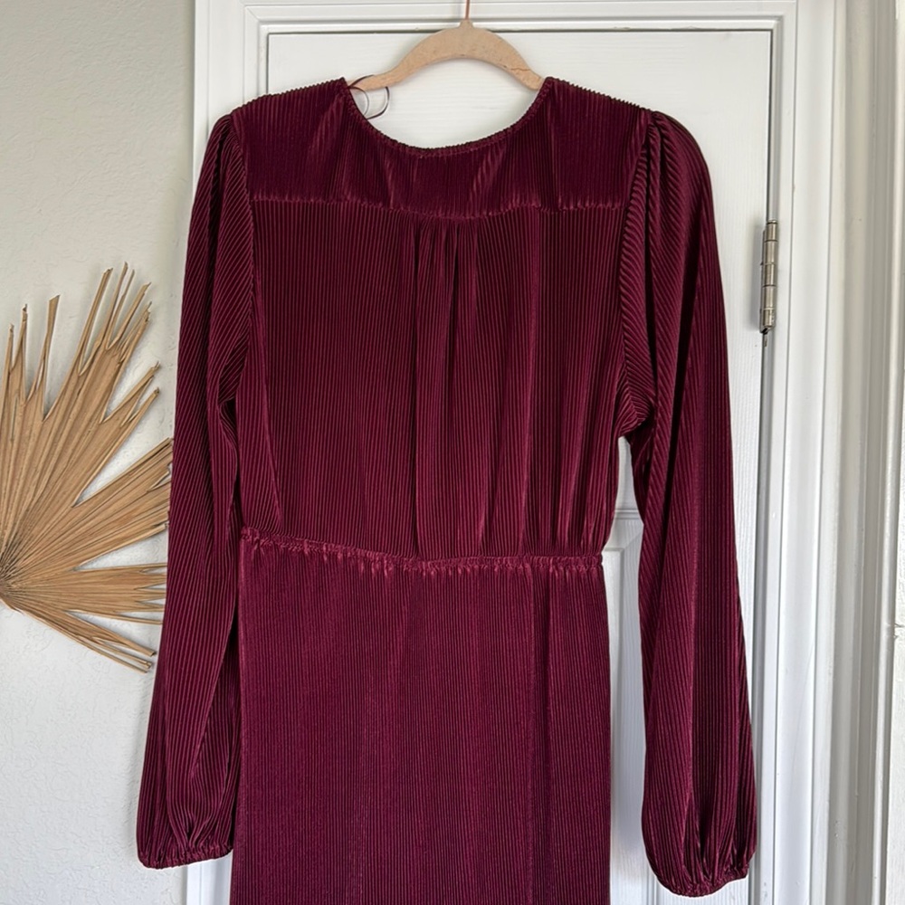 Baltic Born Burgundy Long Sleeve V-Neck Gown - Picture 4 of 5